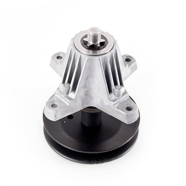 Cub Cadet Spindle Asm-Blade - 918-06980